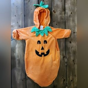 0-6 month infant pumpkin costume